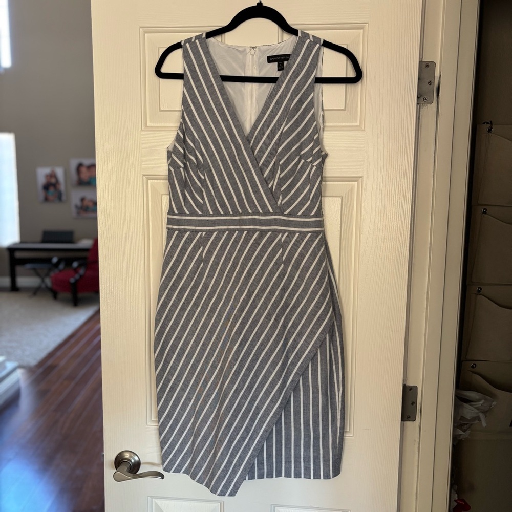 Banana Republic Elegant Asymmetrical Linen/Cotton Gray Striped Sheath Dress